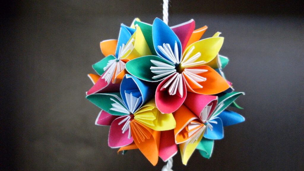 A little history of Origami: The Art of Mindfulness and Creativity