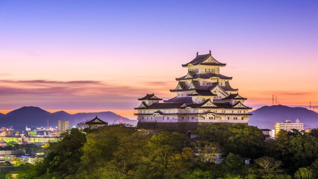 Japan's Historic Castles & Palaces: Himeji Castle